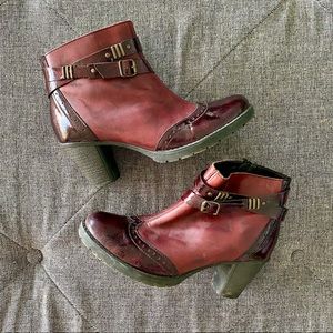 Rieker/Remonte Burgundy Booties